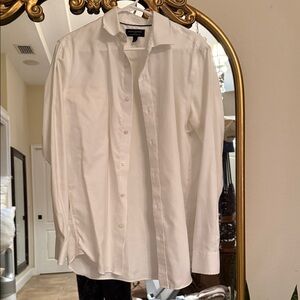 Banana Republic men’s dress shirt
